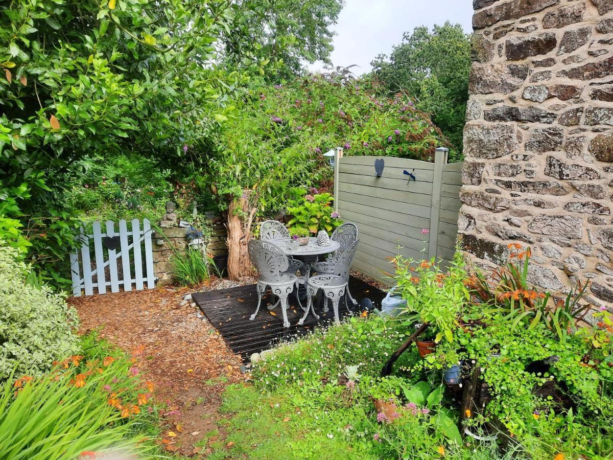 Maison Accueillante A Cleden-Cap-Sizun Avec Jardin Clos Εξωτερικό φωτογραφία